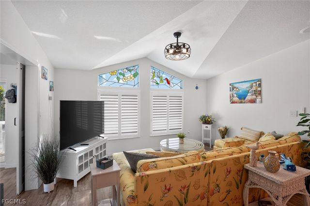 1595 Main ST, Fort Myers Beach, FL 33931