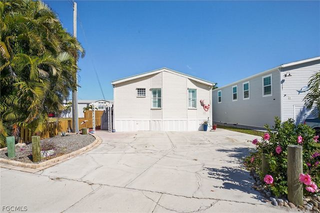 1595 Main ST, Fort Myers Beach, FL 33931