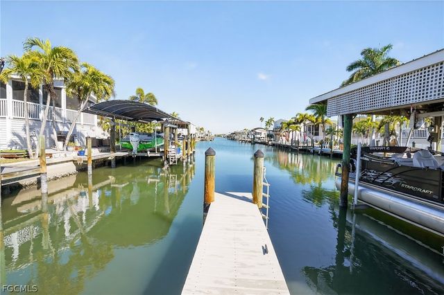 1595 Main ST, Fort Myers Beach, FL 33931