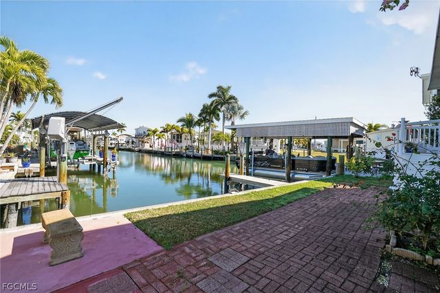 1595 Main ST, Fort Myers Beach, FL 33931