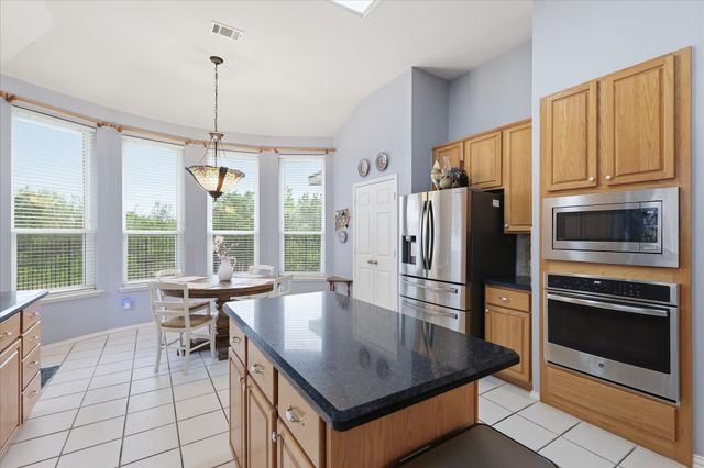 8409 Sequoia Way, Fort Worth, TX 76137