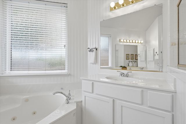 8409 Sequoia Way, Fort Worth, TX 76137