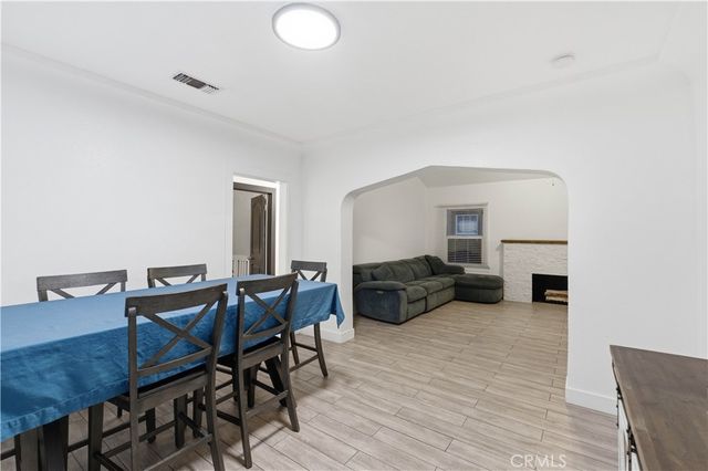 718 S Poinsettia, Compton, CA 90221