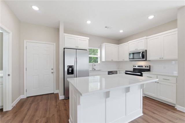 107 Raedels Avenue, Springdale, AR 72764