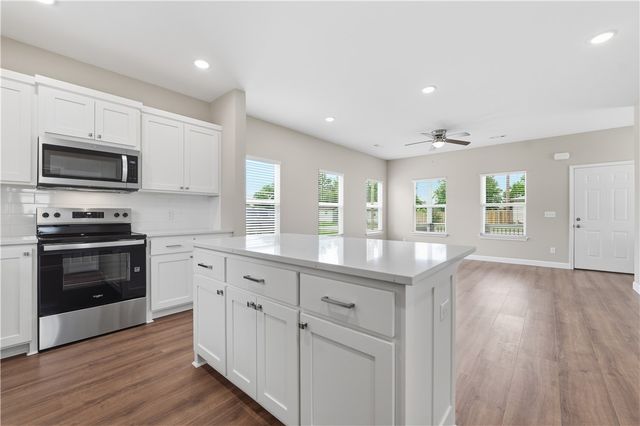 107 Raedels Avenue, Springdale, AR 72764