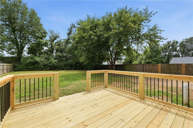 107 Raedels Avenue, Springdale, AR 72764