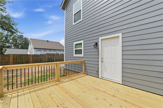 107 Raedels Avenue, Springdale, AR 72764