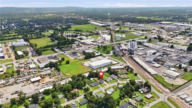 107 Raedels Avenue, Springdale, AR 72764