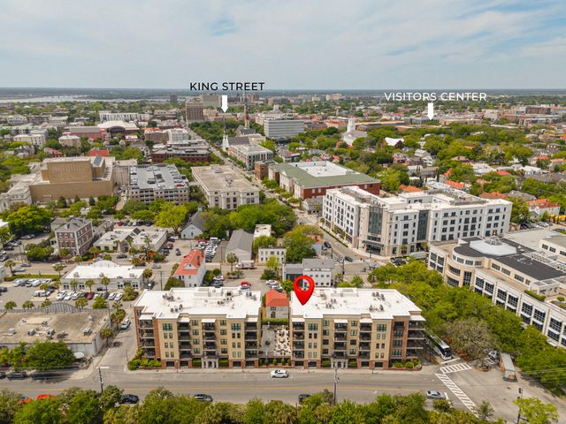 33 Calhoun Street 122, Charleston, SC 29401