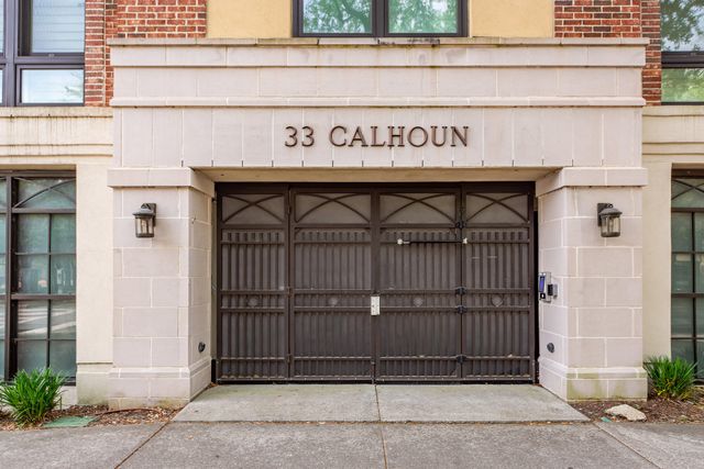 33 Calhoun Street 122, Charleston, SC 29401