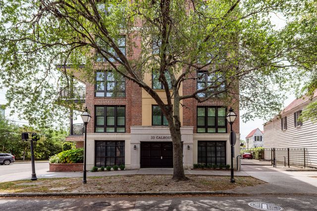 33 Calhoun Street 122, Charleston, SC 29401