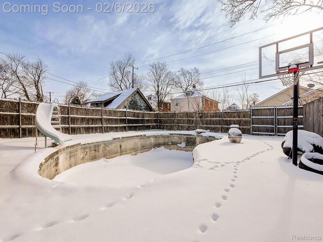 91 Puritan Street, Highland Park, MI 48203