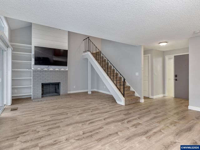 3772 Auburn Rd NE, Salem, OR 97301