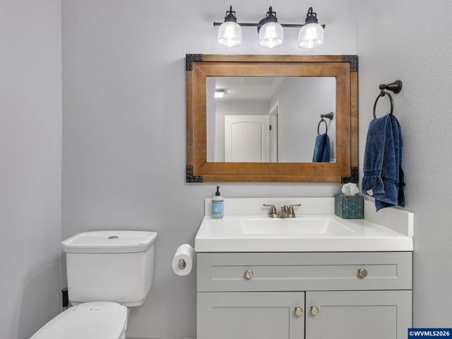 3772 Auburn Rd NE, Salem, OR 97301