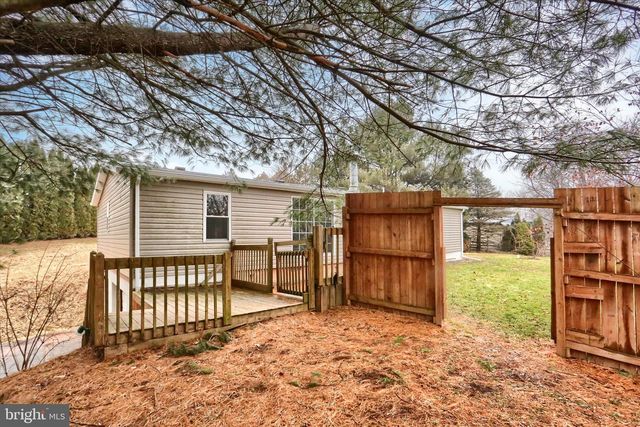 1311 WOODBINE RD, Airville, PA 17302