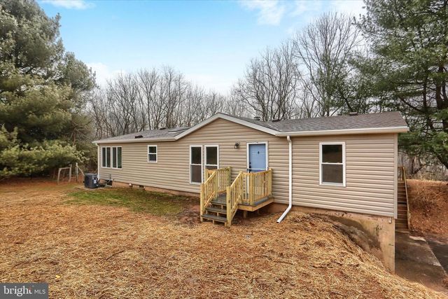 1311 WOODBINE RD, Airville, PA 17302