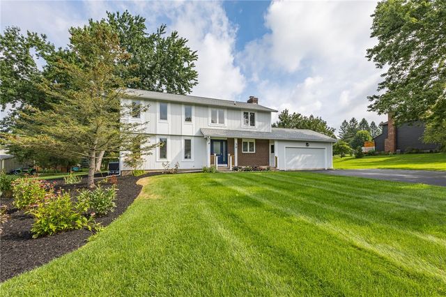 30 Chillington Lane, Mendon, NY 14506