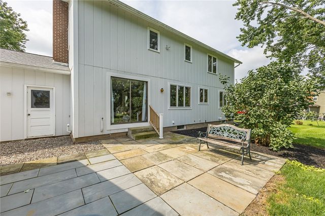 30 Chillington Lane, Mendon, NY 14506