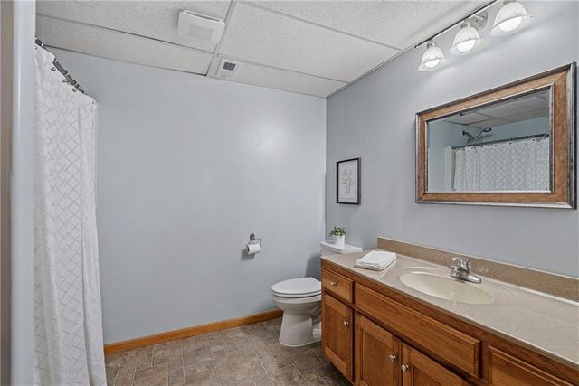 1533 N 700 Road, Baldwin City, KS 66006