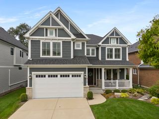 628 S Fairfield Avenue, Elmhurst, IL 60126
