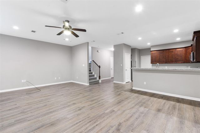 124 Artesian Way, New Caney, TX 77357