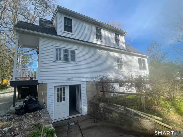 985 Storrs Road, Mansfield, CT 06268