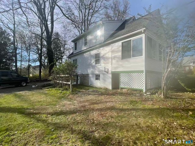 985 Storrs Road, Mansfield, CT 06268