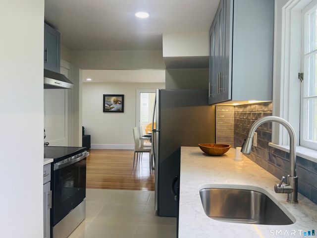 985 Storrs Road, Mansfield, CT 06268