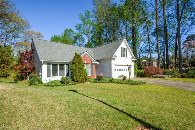 3060 Camelot Woods Drive, Lawrenceville, GA 30044