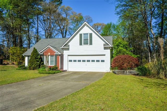 3060 Camelot Woods Drive, Lawrenceville, GA 30044