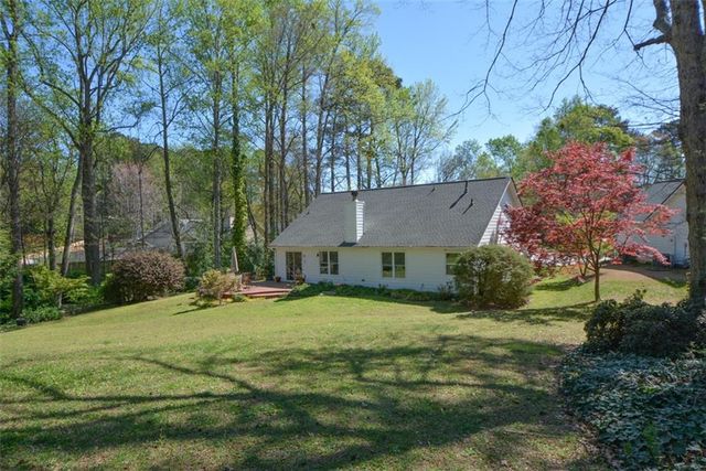 3060 Camelot Woods Drive, Lawrenceville, GA 30044