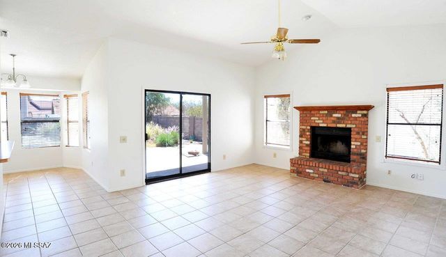 5241 W Eaglestone Loop, Tucson, AZ 85742