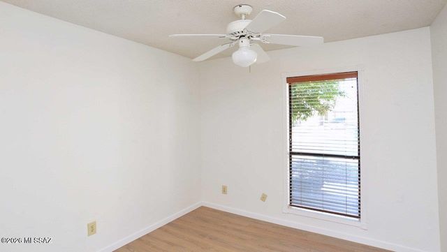 5241 W Eaglestone Loop, Tucson, AZ 85742