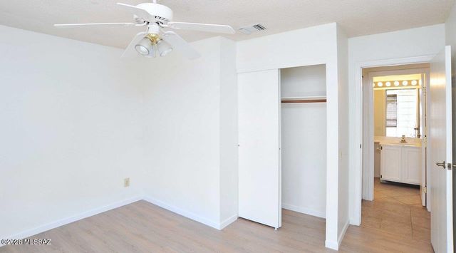 5241 W Eaglestone Loop, Tucson, AZ 85742