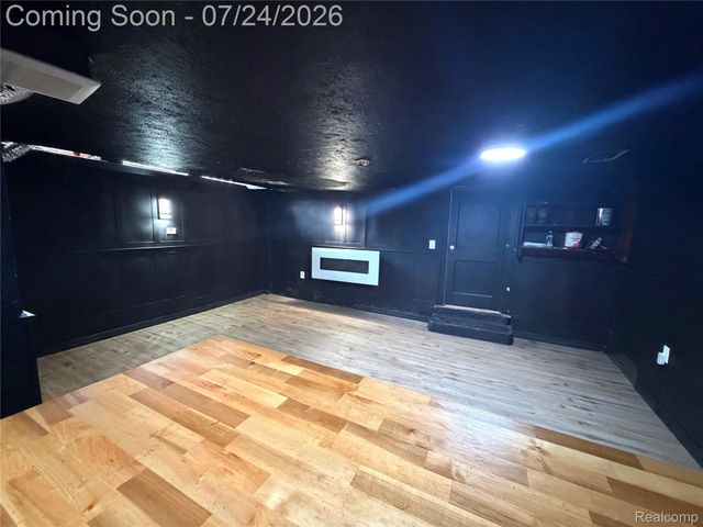 8215 Bramell, Detroit, MI 48239