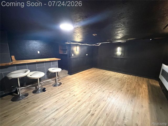 8215 Bramell, Detroit, MI 48239