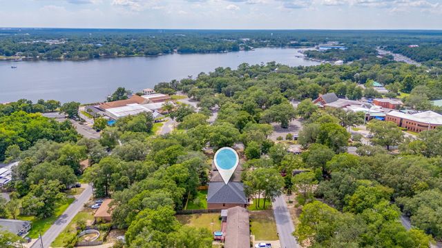 1549 Cat-Mar Road, Niceville, FL 32578