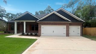 1549 Cat-Mar Road, Niceville, FL 32578
