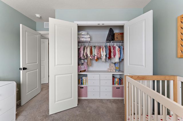 14436 Twin Lakes Circle, Burnsville, MN 55306