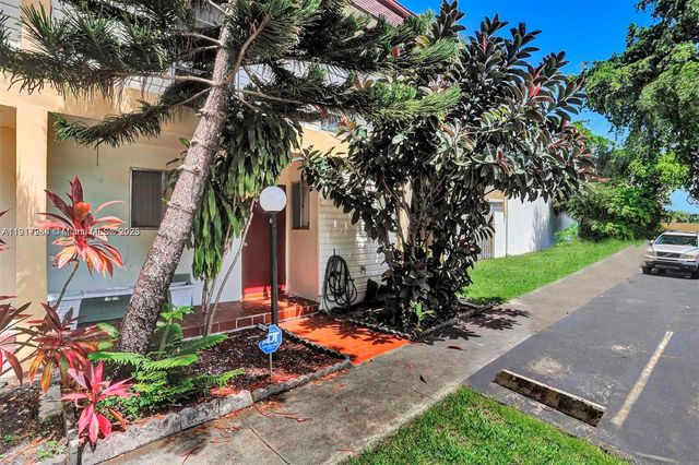 2701 N 34th Ave 1D, Hollywood, FL 33021