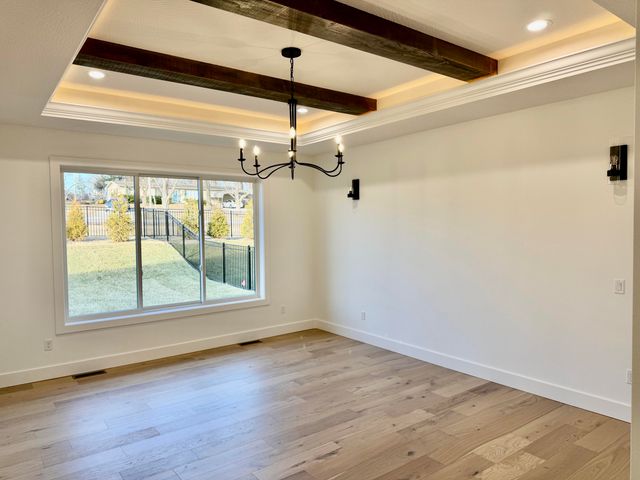 3921 E Woodhue Street, Springfield, MO 65802