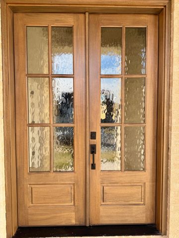 3921 E Woodhue Street, Springfield, MO 65802