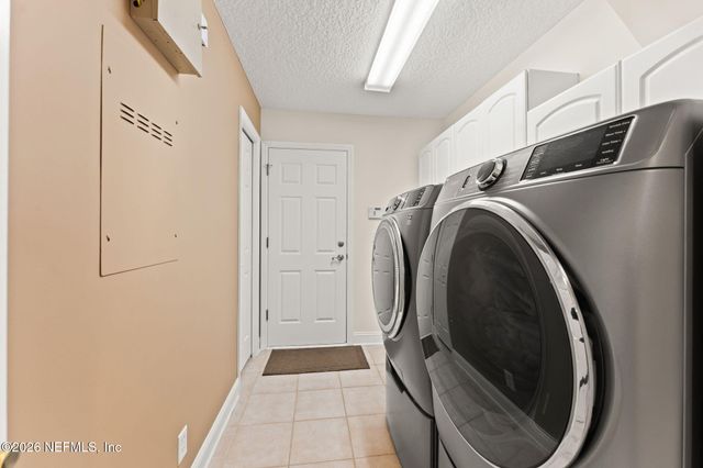 11656 HAMPTON PARK Boulevard, Jacksonville, FL 32256