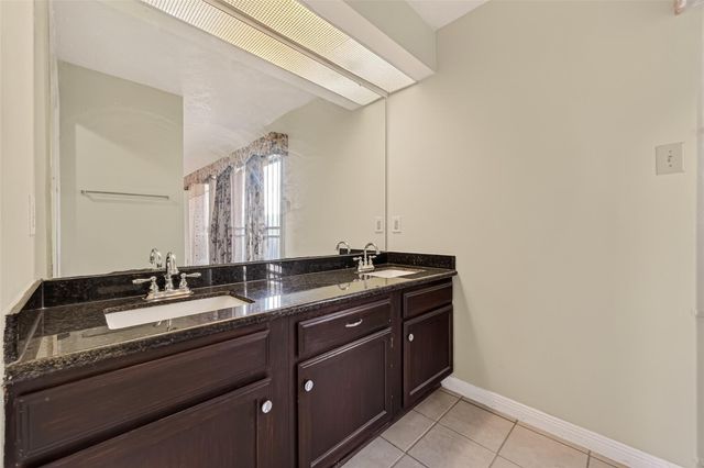 11866 Plumbrook Drive, Houston, TX 77099