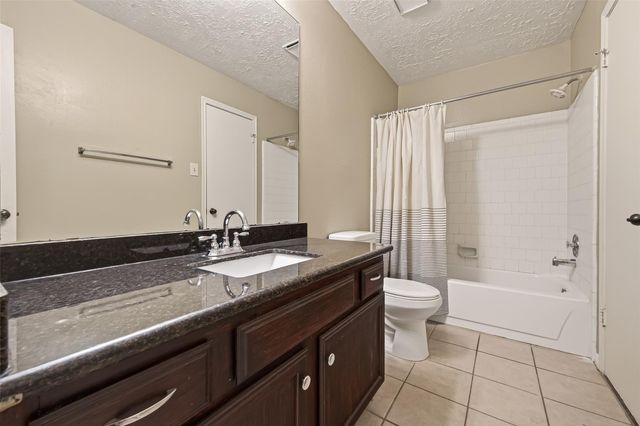 11866 Plumbrook Drive, Houston, TX 77099