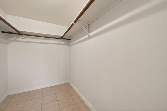 11866 Plumbrook Drive, Houston, TX 77099