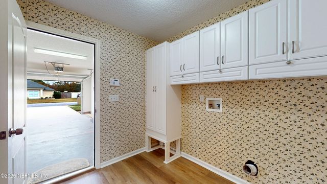 2923 SOUTHBANK Circle, Green Cove Springs, FL 32043