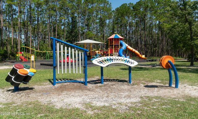 2923 SOUTHBANK Circle, Green Cove Springs, FL 32043