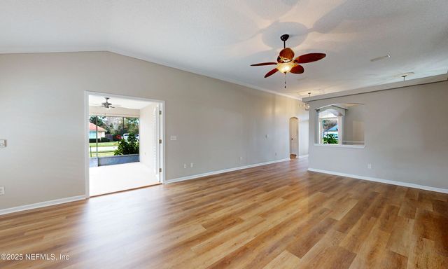 2923 SOUTHBANK Circle, Green Cove Springs, FL 32043