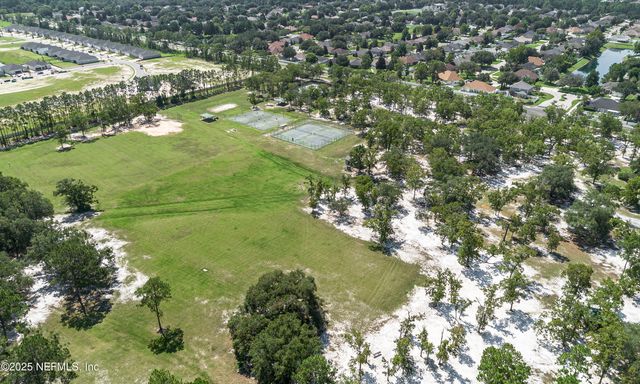 2923 SOUTHBANK Circle, Green Cove Springs, FL 32043